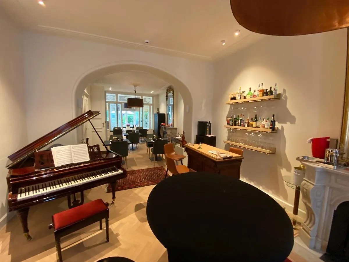B&B Anna9 Brujas Bed and breakfast
