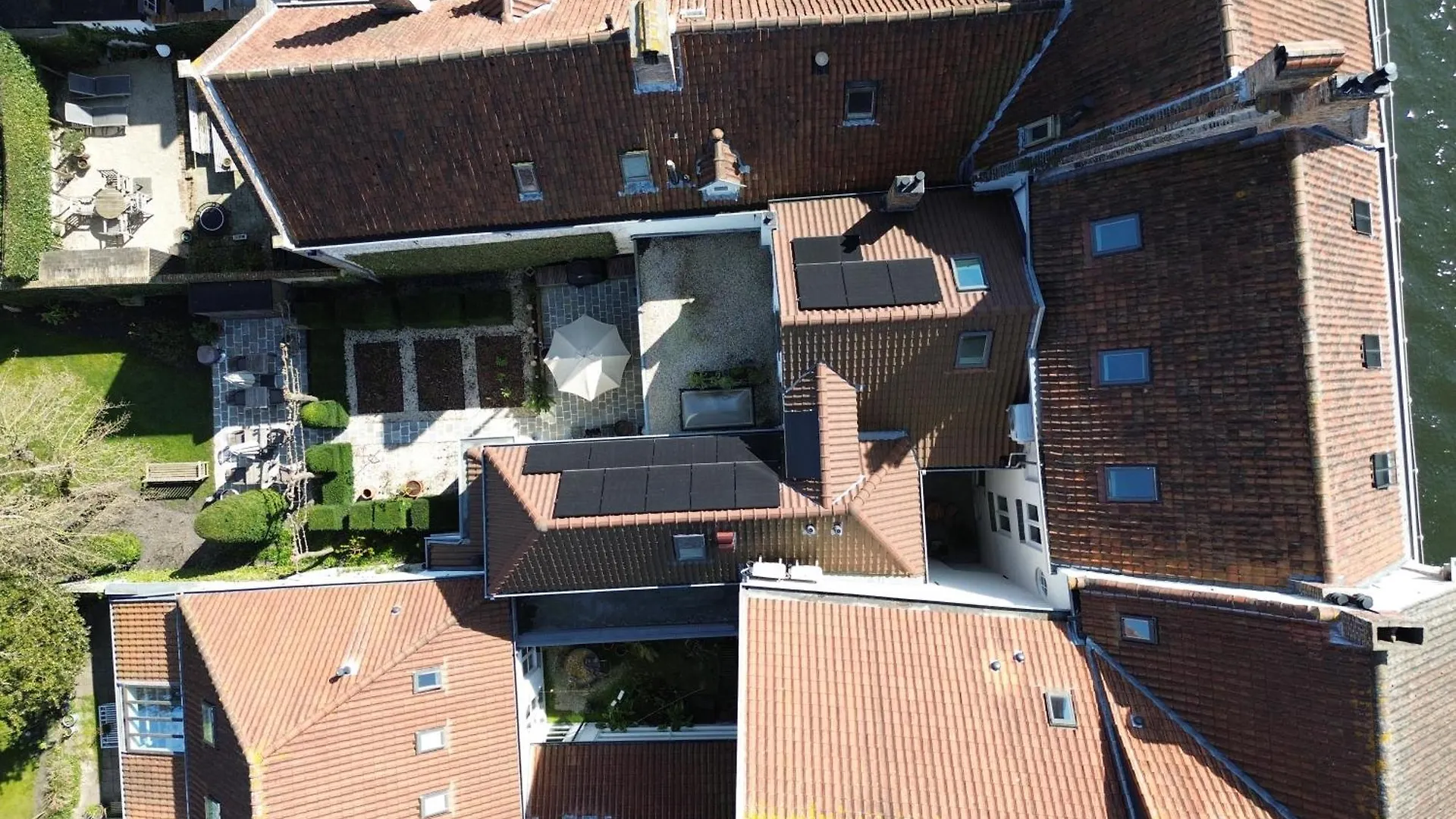 B&B Anna9 Brujas Bed and breakfast